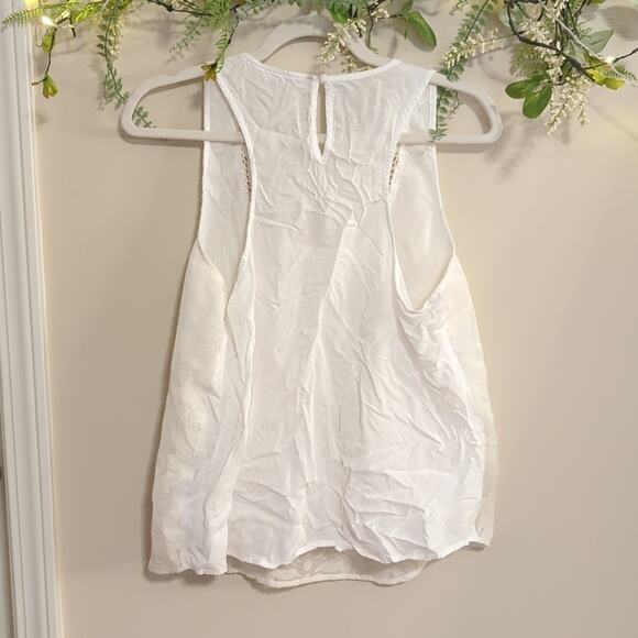 Fun 2 fun white lace top size large - Picture 5 of 5